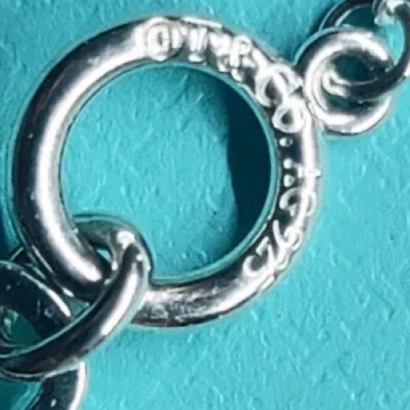 Tiffany Blue heart 💙 toggle bracelet - Picture 6 of 6